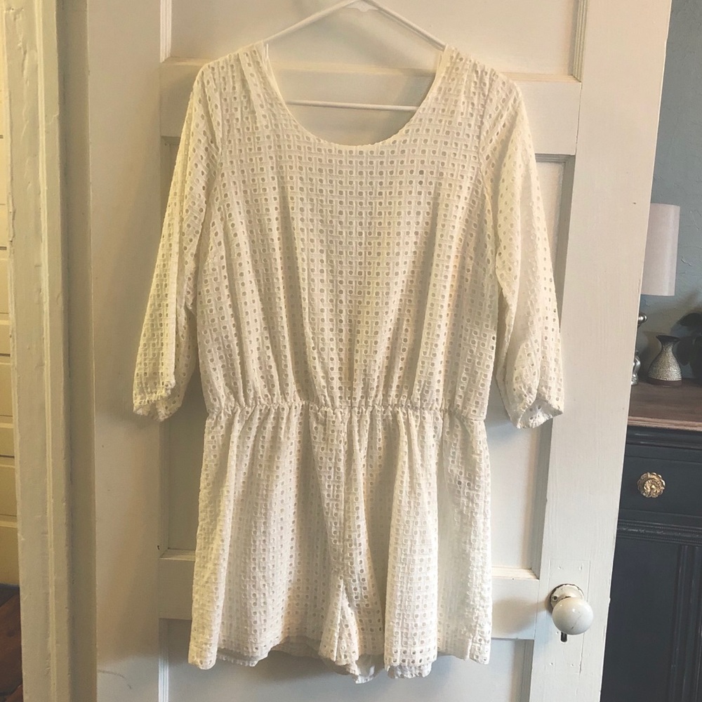 Anthropologie Lilka White Eyelet Romper - Size L